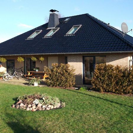 Ferienwohnung Kranichzug Kargow ภายนอก รูปภาพ