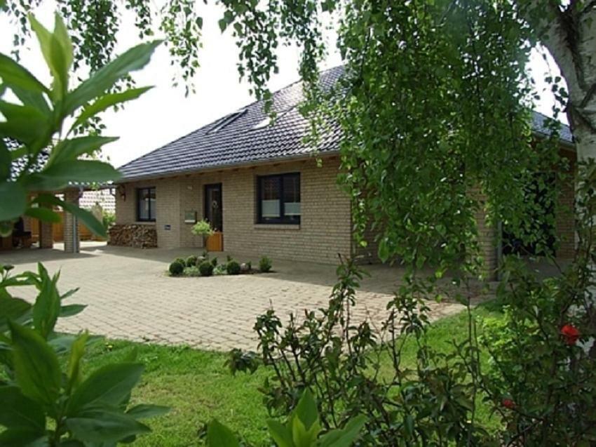 Ferienwohnung Kranichzug Kargow ภายนอก รูปภาพ